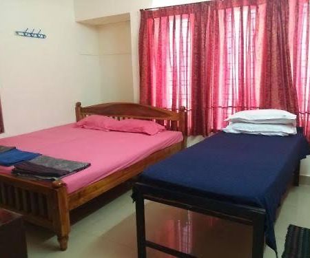Capital Homestay Thiruvananthapuram Extérieur photo
